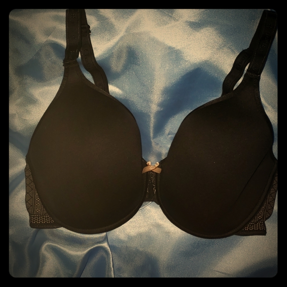 Chantelle Full Coverage Minimizer Bra